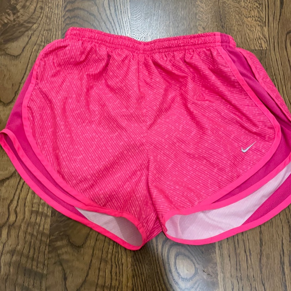 Nike Drifit Tempo Shorts Size Medium